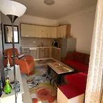 Apartman Troy's *