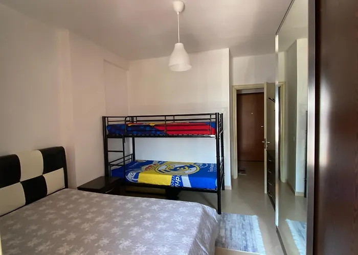 Troy's Appartement *